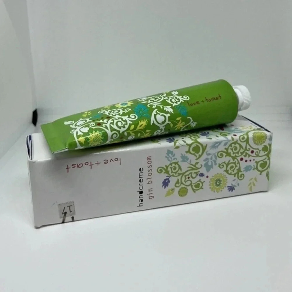 Gin Blossom Love & Toast Hand creme 45ml‎ Tube New in Box​​